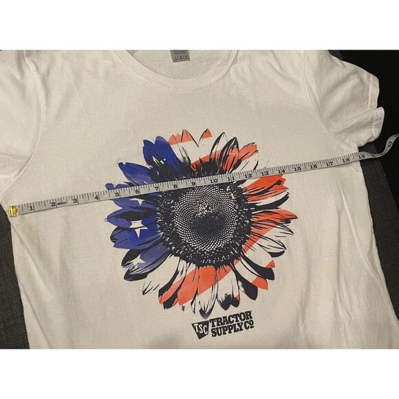 Patriotic Red White Blue Sunflower Tractor Supply Cotton T-shirt Sz L - Picture 4 of 9